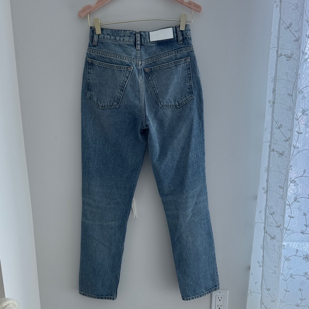 Re/Done 70’s Straight Leg High Rise Jeans in Washed Blue with Distressed Knee - Picture 6 of 6